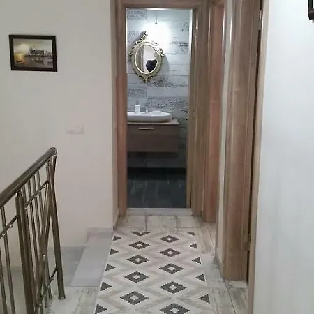 Maurice Number 8 Villa Kusadası